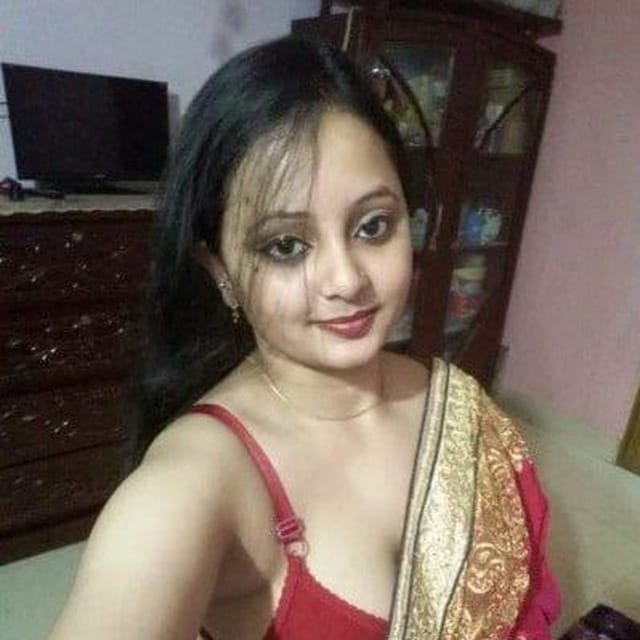 Anjli0145 , 24 , India
