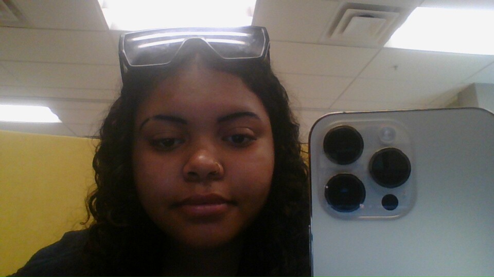 Babyana, 18 , Australia