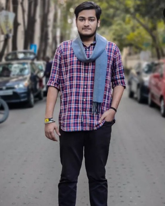 Raghavjha , 25 , Australia